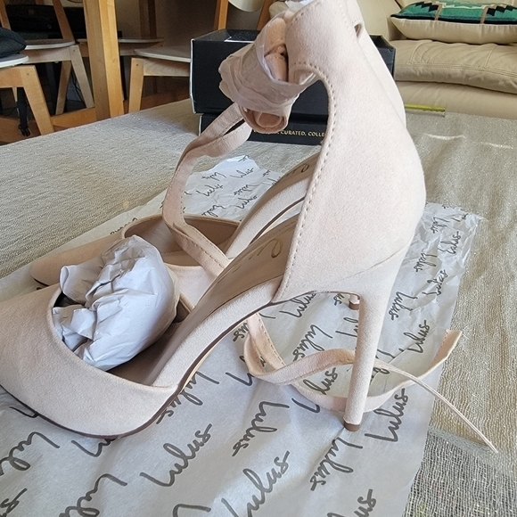 New Lulus natural color Wylenn heels 6.5 - Picture 9 of 16